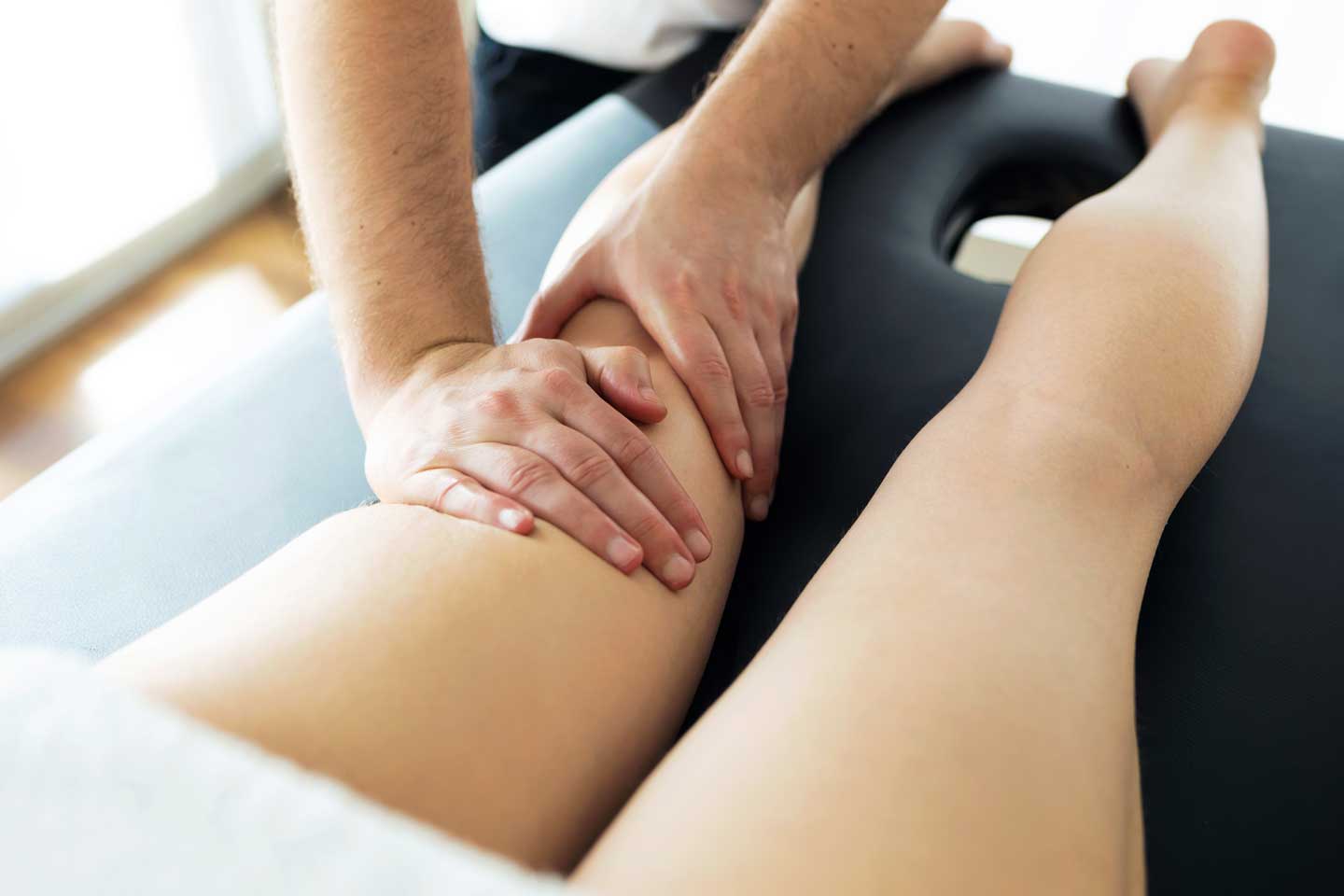 Sessão de Fisioterapia a uma lesão do membro inferior